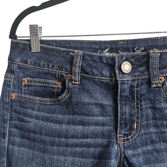 American Eagle Stretch Denim Shorts Raw Hem 5 pocket Jean Shorts Size 6 - Picture 4 of 7